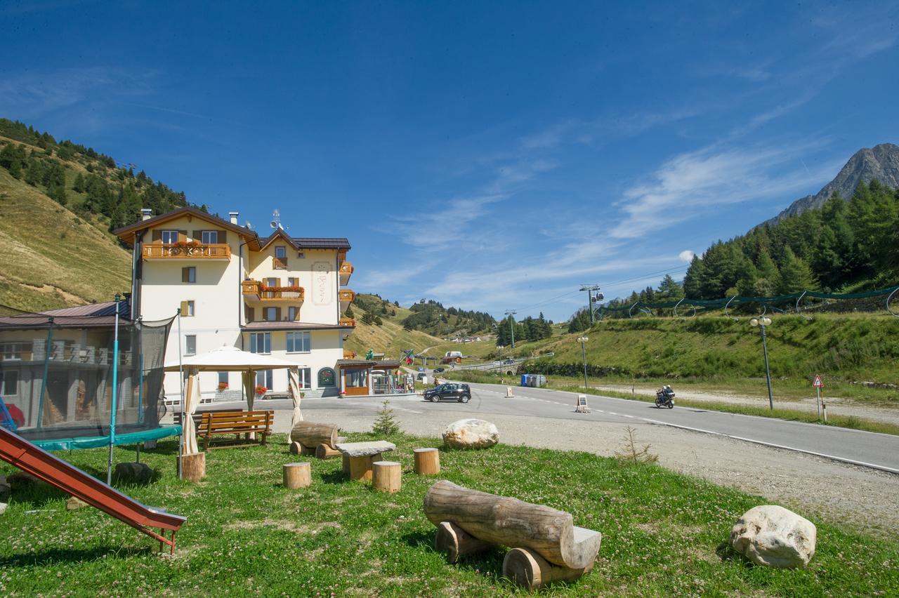 Hotel Bezzi Passo del Tonale Esterno foto