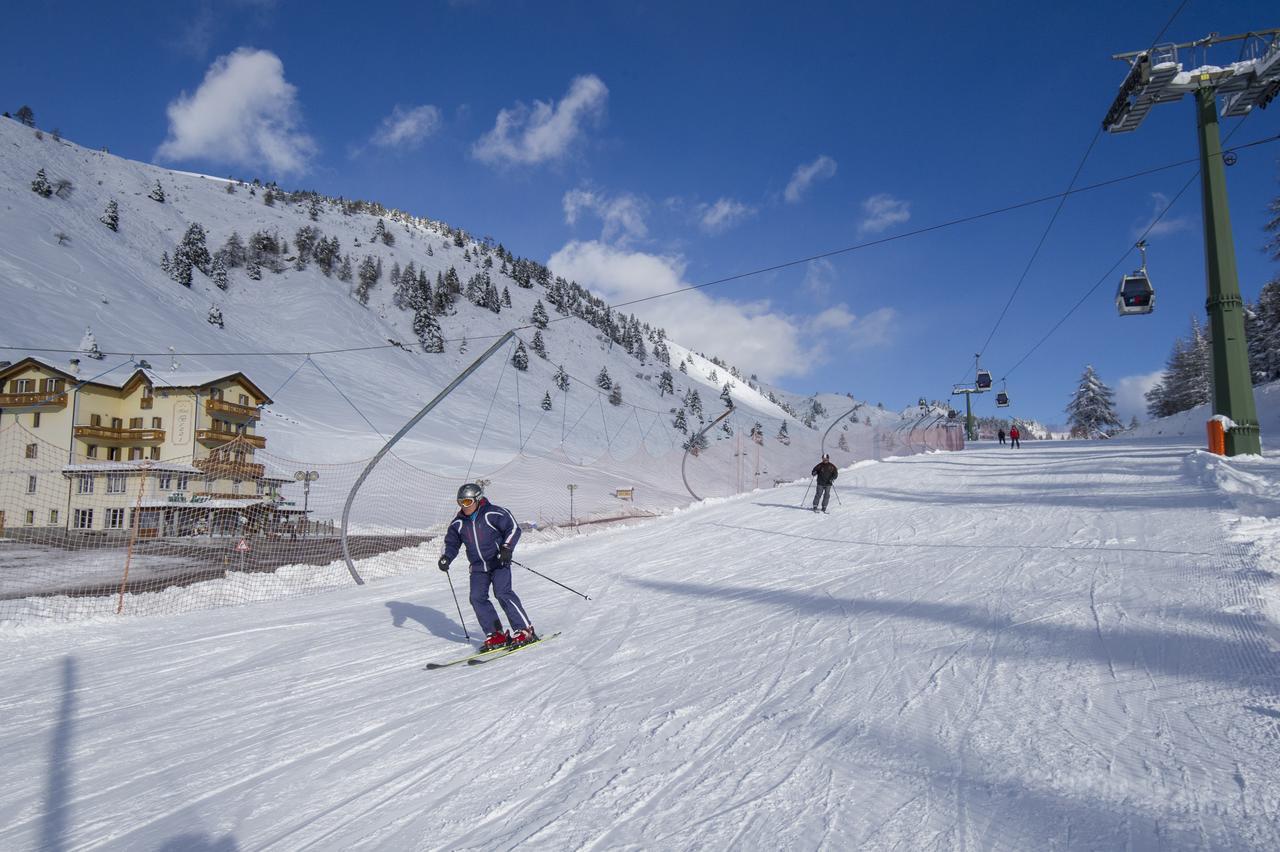 Hotel Bezzi Passo del Tonale Esterno foto