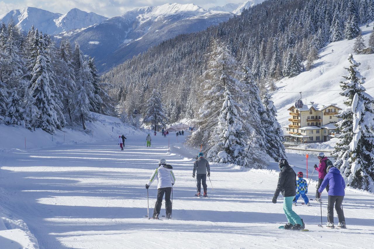 Hotel Bezzi Passo del Tonale Esterno foto